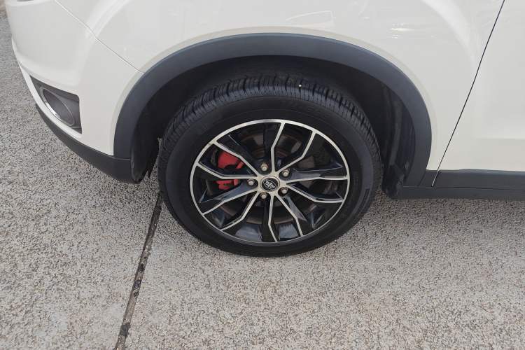 Used FAW Senya R7 2017 1.6L Manual Luxury Model
