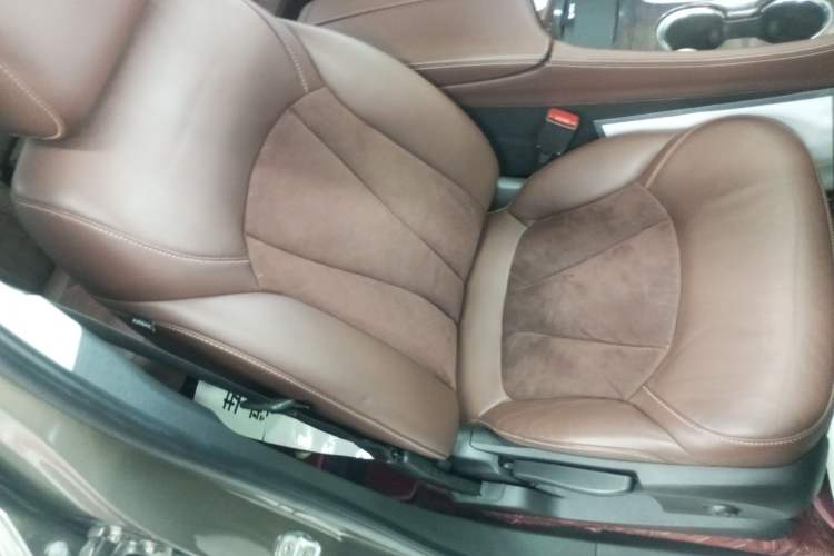 Used Buick Envision 2017 28T Four-Wheel Drive Elite Model
