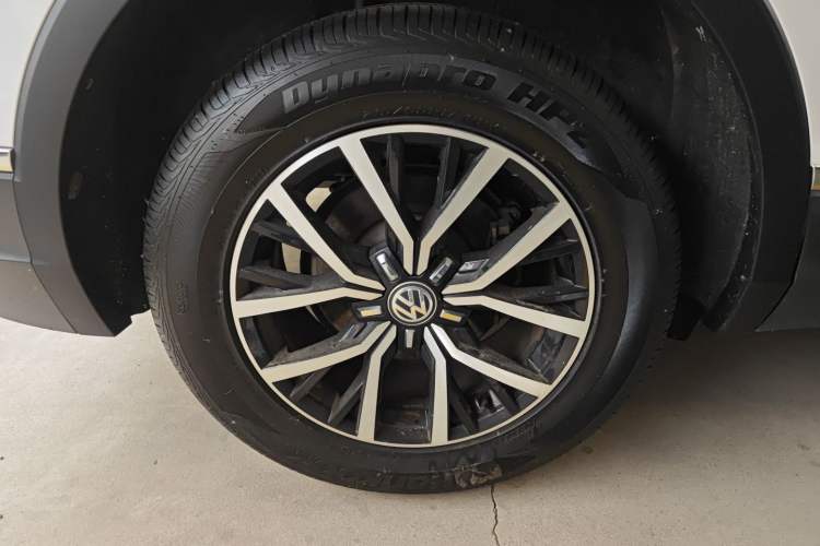 Used Volkswagen Tiguan L 2017 330TSI Automatic Two-Wheel Drive Luxury Edition