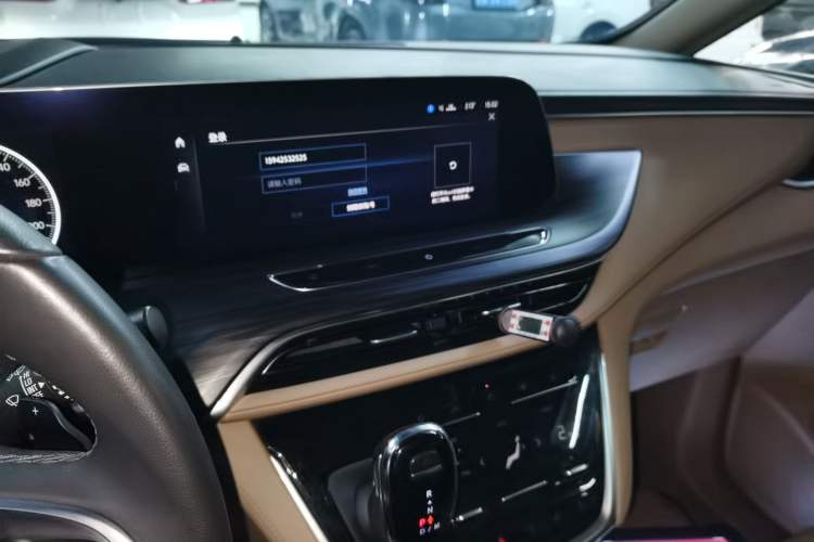 Used Buick GL8 2021 ES Land Cruiser 653T Luxury Edition
