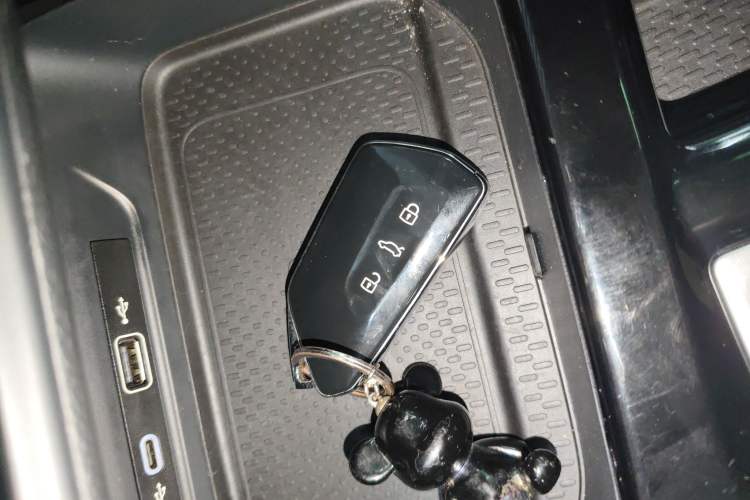 Used Volkswagen Lamando 2024 Lavida L 280TSI DSG Cool & Spicy Edition