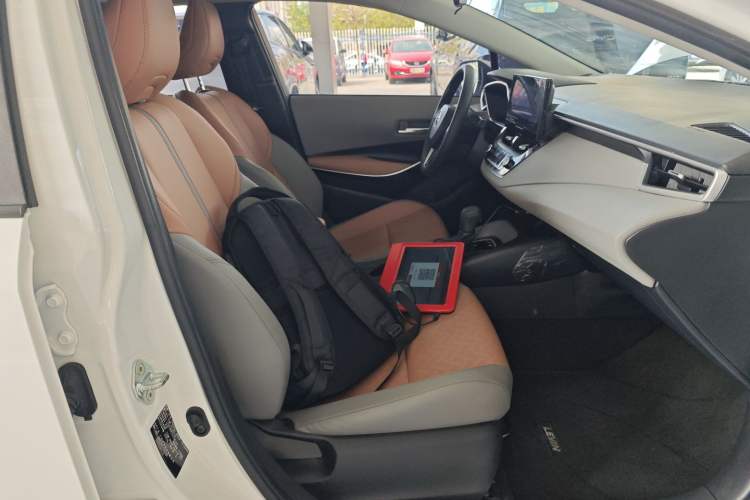 Used Toyota Levin 2023 Smart Electric Hybrid Dual-Engine 1.8L Sport Edition
