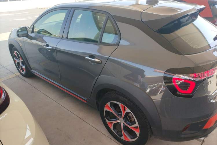 Used Lynk & Co 02 2018 1.5T DCT Two-Wheel Drive Zhaoban China V Standard
