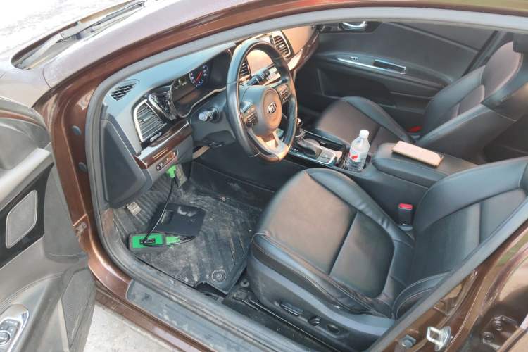 Used Kia K4 2014 1.8L Automatic DLX
