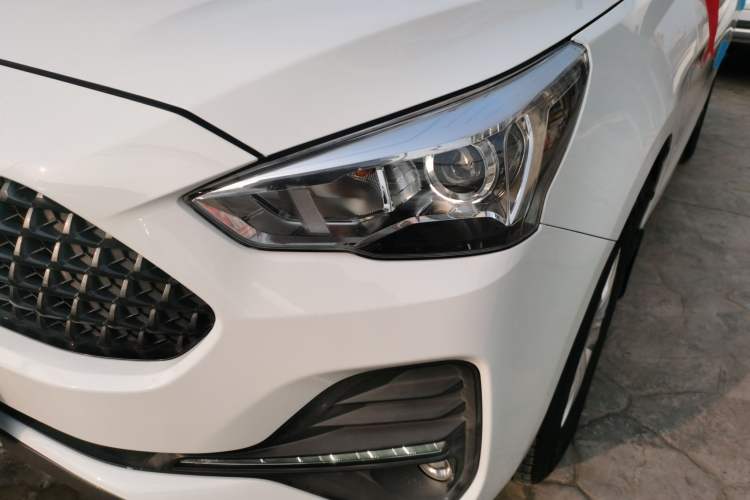 Used Haval M6 2019 1.5T Manual Two-Wheel Drive Elite Version China VI Standard
