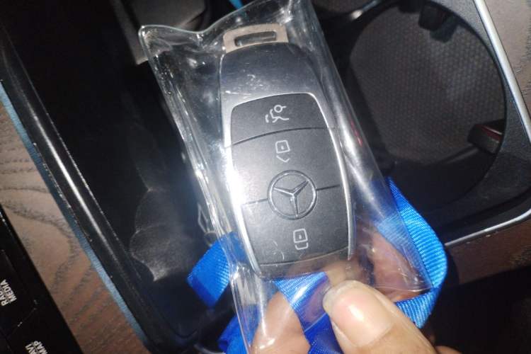 Used Mercedes-Benz GLC 2020 Facelift GLC 300 L 4MATIC Dynamic Edition
