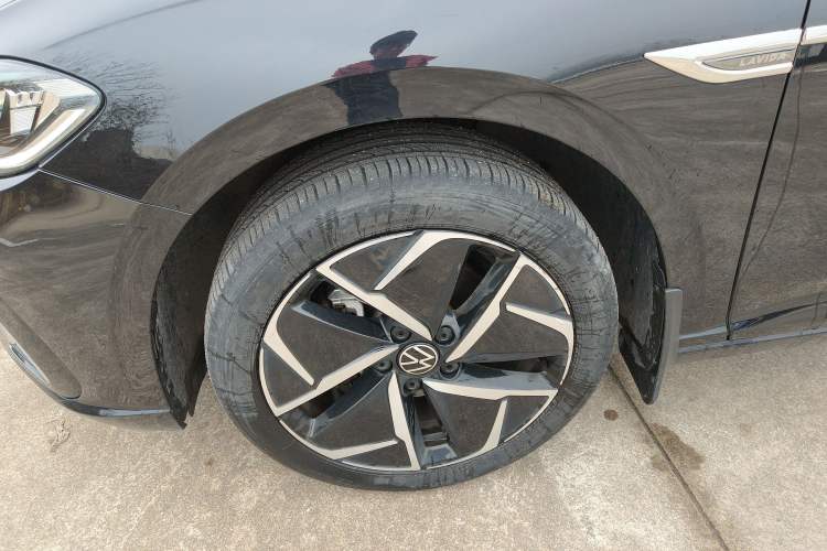 Used Volkswagen Lavida 2023 300TSI DSG Starry Sky Elite Edition
