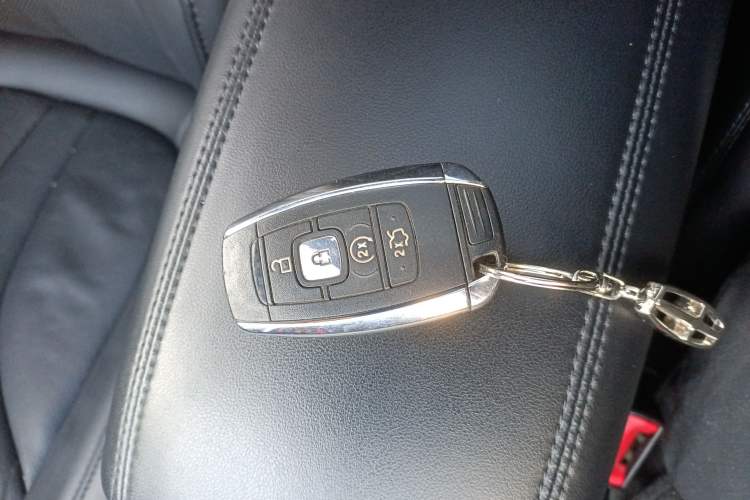 Used Lincoln MKC 2017 2.0T Four-Wheel Drive Zunya Edition
