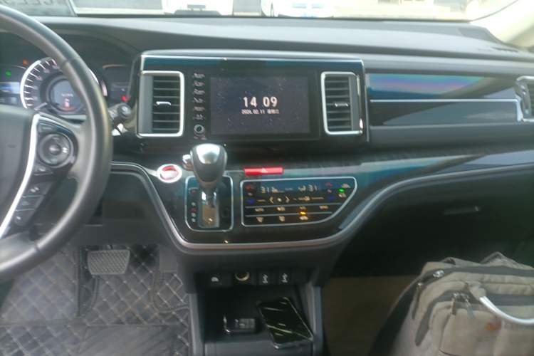 Used Honda Elysion 2019 2.0L Hybrid Supreme Edition
