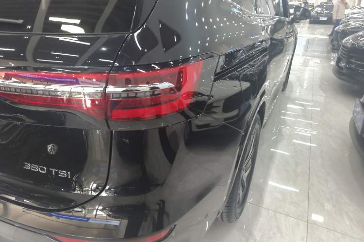 Used Volkswagen Viloran 2024 380TSI Luxury Edition