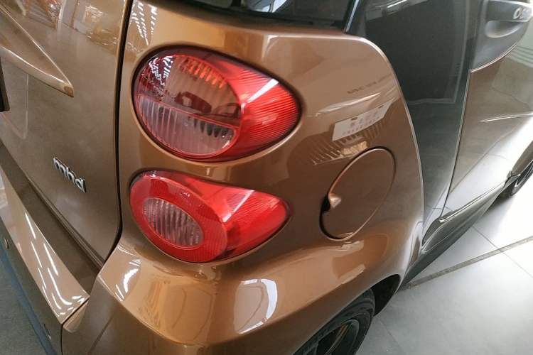 Used  fortwo 2015 1.0 MHD New Year Special Edition
