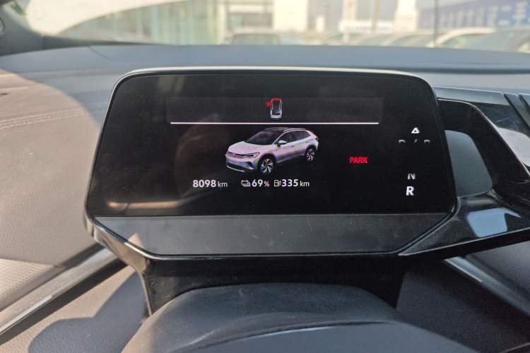 Used Volkswagen ID.4 CROZZ 2024 PRO Model
