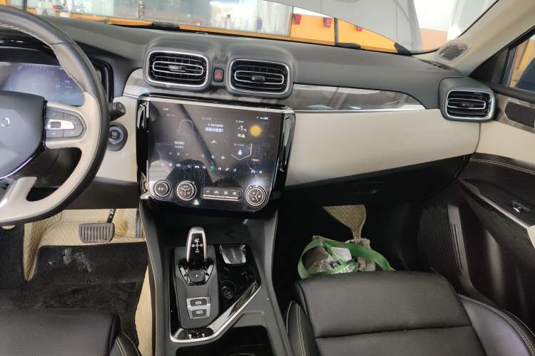 Used Lynk & Co 02 2022 1.5T DCT Shine Pro