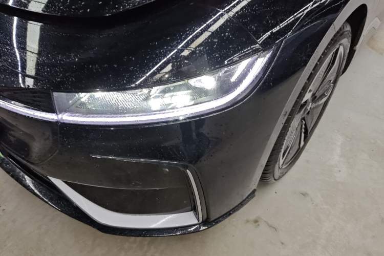 Used VOYAH PASSION 2023 Four-Wheel Drive Long-Range Version
