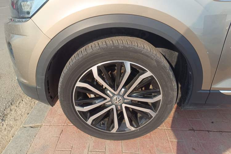 Used Volkswagen T-ROC 2020 280TSI DSG Two-Wheel Drive Comfort Version
