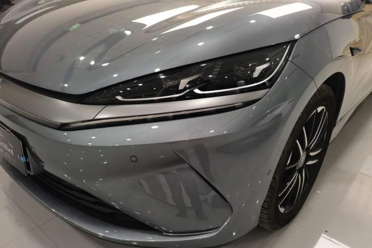 TDK.VehicleDetails.img