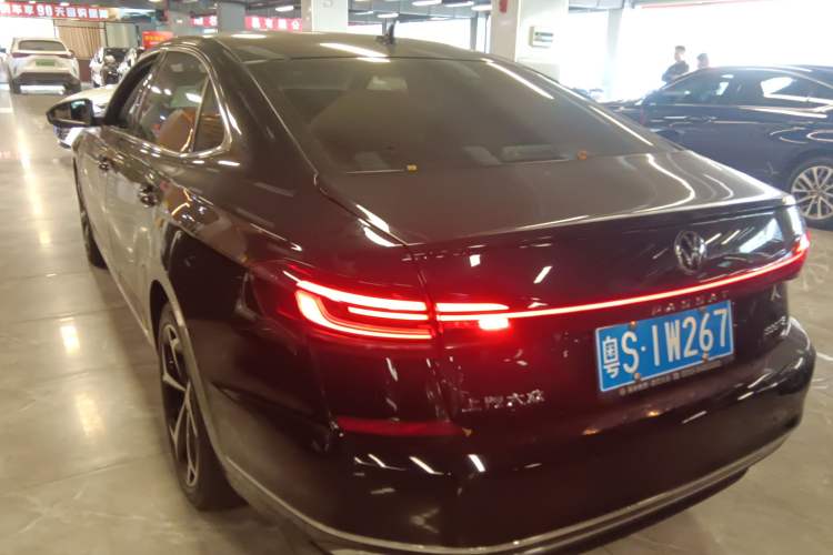 Used Volkswagen Passat 2024 330TSI Starry Elite Edition