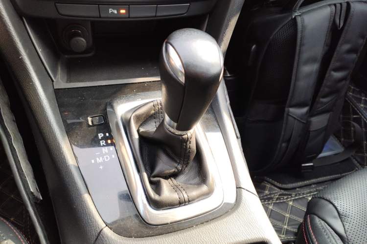 Used Mazda Atenza 2014 2.0L Blue Sky Luxury Edition
