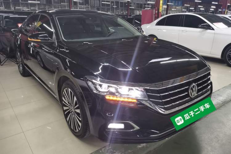 Used Volkswagen Passat 2019 380TSI Luxury Edition China VI Standard
