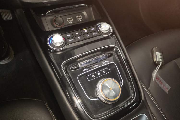 Used Roewe Ei5 2019 Smart Connect Flagship Edition