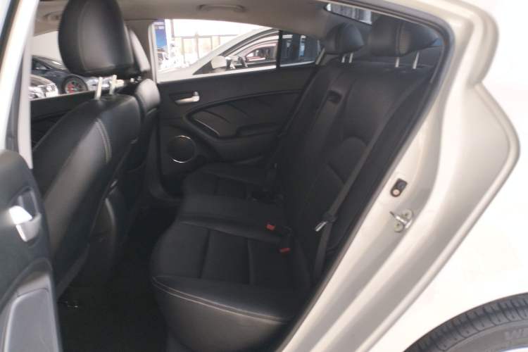 Used Kia K3 2015 1.6L Automatic GLS
