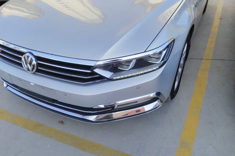 Used Volkswagen Magotan 2019 330TSI DSG Leading Model China VI Standard