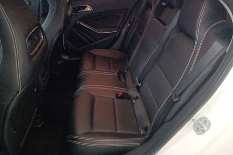 Used Mercedes-Benz GLA 2016 GLA 200 Fashion Model