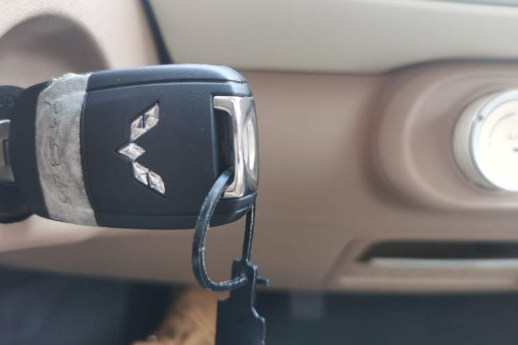 Used Wuling Hongguang MINIEV 2024 3rd Generation 215km Advanced Version