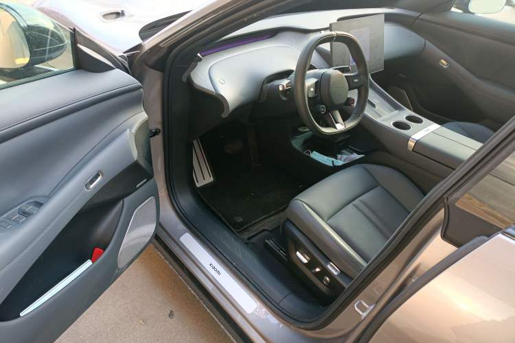 Used  YU7 2025 Ultra-Long Range Rear-Wheel Drive Version
