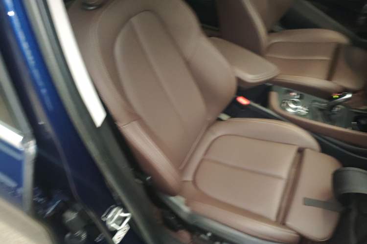 Used BMW X1 2020 sDrive25Li Leading Model
