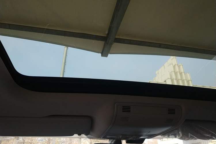 Used Volkswagen Magotan 2023 2 Million Units Limited Edition 330TSI DSG Leading Version