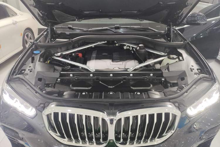 Used BMW X5 2022 xDrive40i M Sport Package
