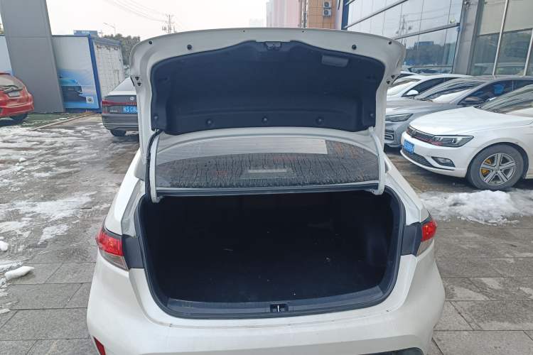 Used Toyota Levin 2019 185T CVT Luxury Edition China VI Standard
