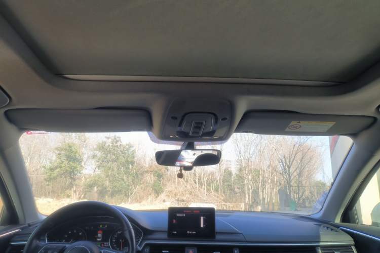 Used Audi A4L 2019 40 TFSI Ambition China VI
