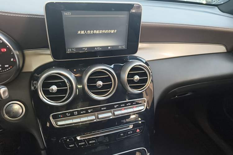 Used Mercedes-Benz GLC 2016 GLC 200 4MATIC
