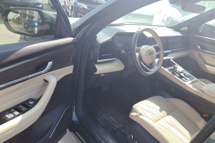 Used Geely Auto Monjaro L 2025 Dongfang Yao 2.0TD Automatic All-Wheel-Drive Wangyue Edition
