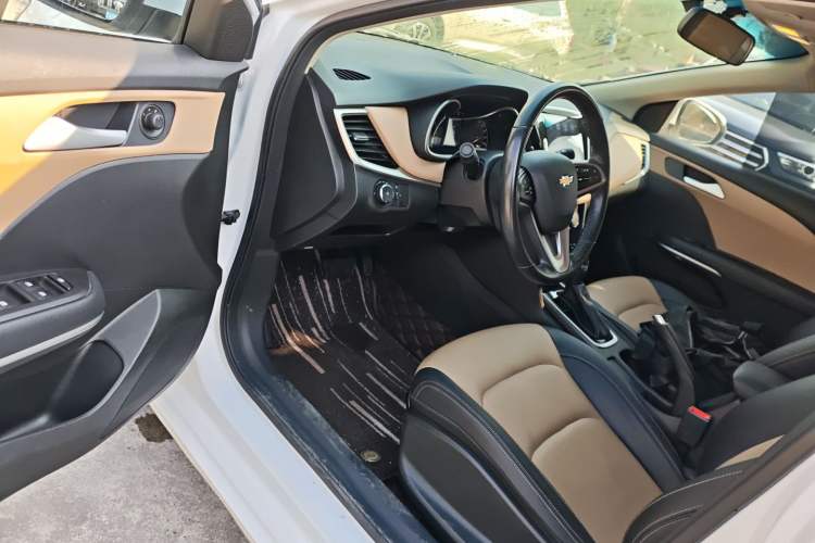 Used Chevrolet Monza 2022 320 Automatic Enjoyment Sunroof Version