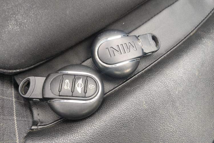 Used  MINI 2015 1.5T COOPER Fun Five-Door Edition