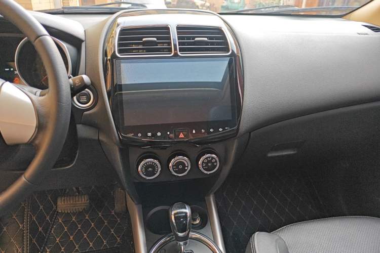 Used Mitsubishi ASX 2018 2.0L CVT Two-Wheel Drive Deluxe Edition
