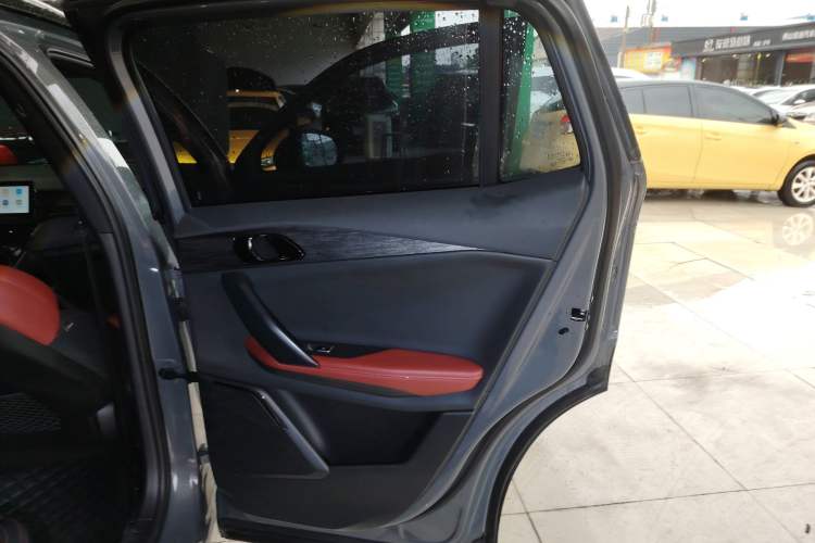 Used Lynk & Co 06 2020 1.5T JinPro model
