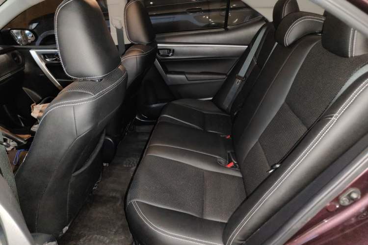 Used Toyota Levin 2017 Revised Dual-Engine 1.8H GS E-CVT Elite Sunroof Version China V Standard