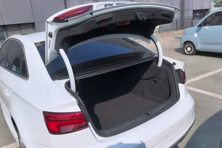 Used Audi A3 2020 Limousine 35 TFSI Fashion Edition China VI Emission Standard