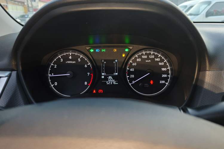 Used Hyundai Verna 2017 1.4L Manual Refreshed Version China V Standard
