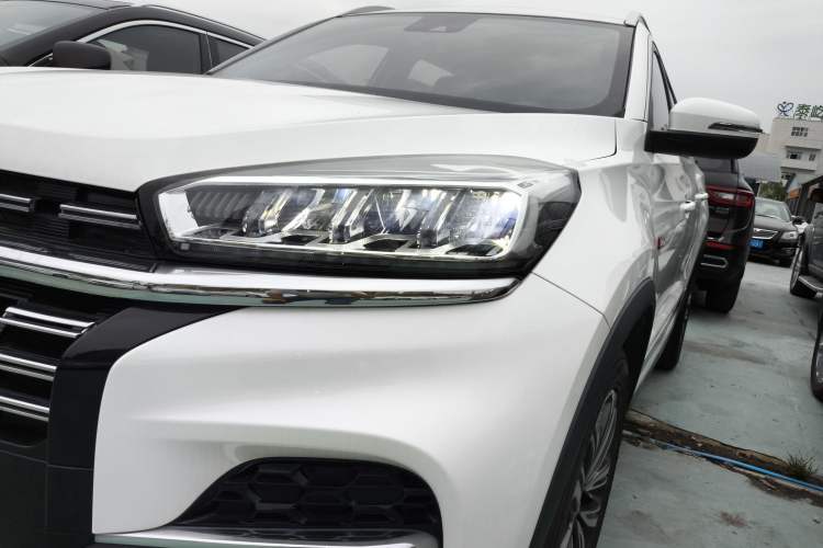 Used Chery Tiggo 8 2019 1.6 TGDI Automatic Luxury Model
