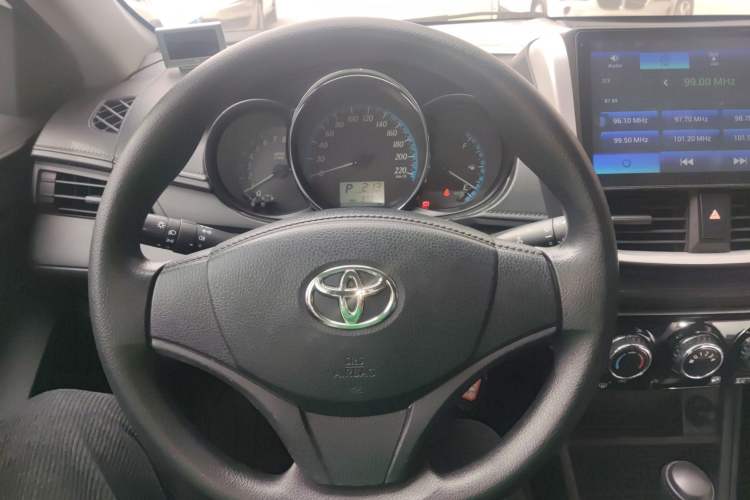 TDK.VehicleDetails.img