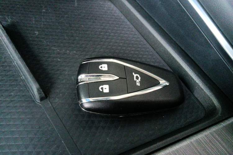 Used Changan UNI-T 2020 1.5T Prestige Version
