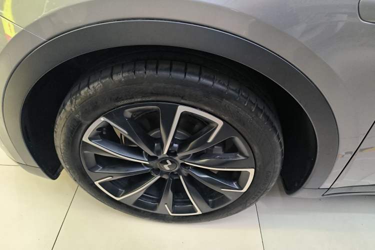 Used ONVO L60 2024 60 kWh Rear-Drive Version
