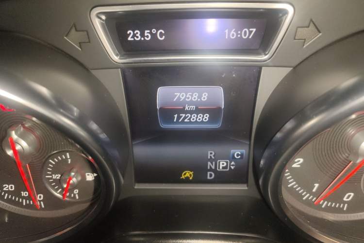 Used Mercedes-Benz GLE Coupe 2015 GLE 320 4MATIC Coupe SUV
