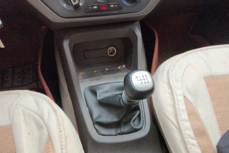 Used Wuling Hongguang 2019 1.5L S Standard Version China VI LAR