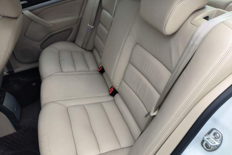 Used Skoda Octavia 2015 Classic Model 1.6L Manual Yijie Edition